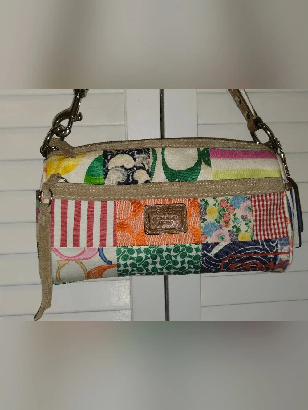 Coach 10457 Hamptons Scribble Multicolor Patchwork Barrel Bag Y2K Shoulder Purse
